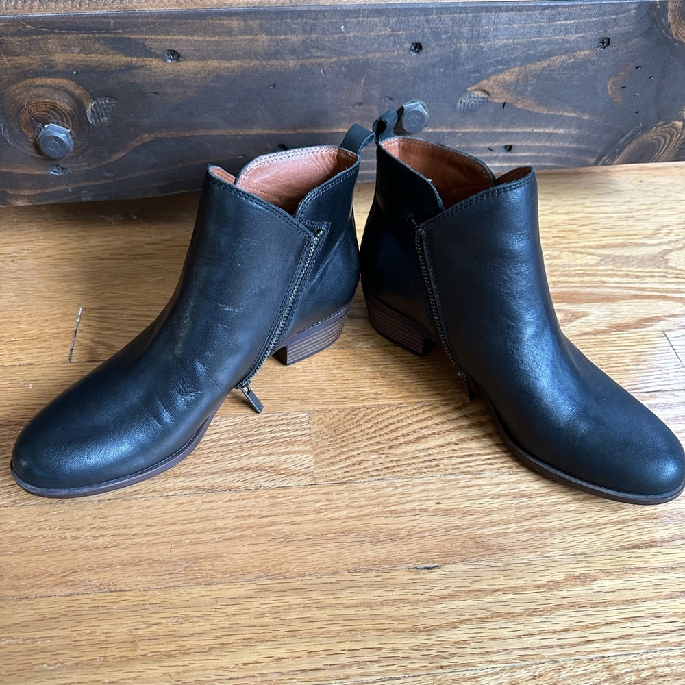 NWT Bryton Boot Size 8 (Black)